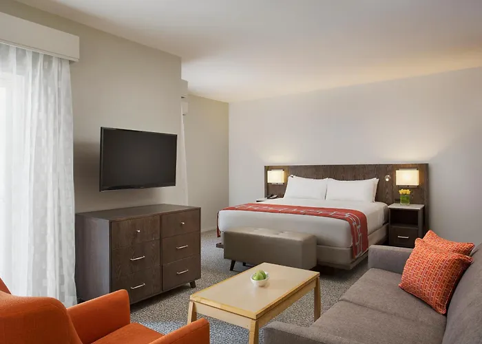 Corporate Inn Sunnyvale - All-Suite Hotel